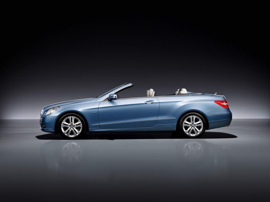  Mercedes-Benz E-Class Cabriolet 2010 года  (фото 5 из 143)
